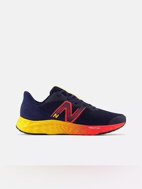 New Balance Fresh Foam Arishi v4 - Little Boy Size 1 Wide - Lace Closure